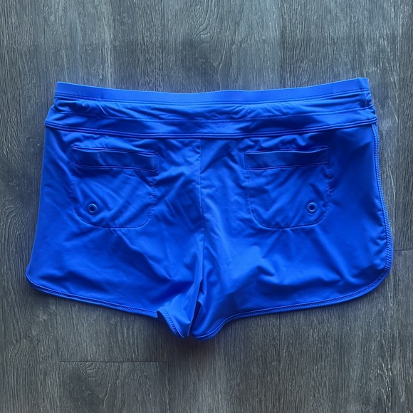 Athleta Surge Short ✧ Blue ✧ Size S - Picture 2 of 3